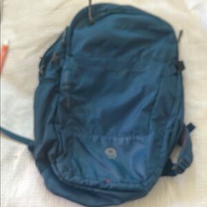 Mountain Hardware backpack Frequent Flyer 30. In good condition.